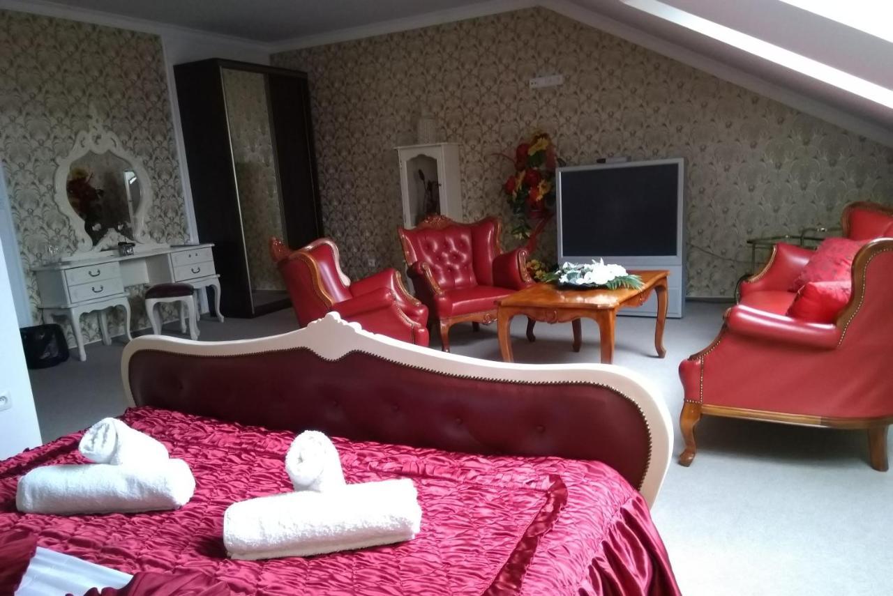 Restaurant&Pension Stenly Spissky Stvrtok Bagian luar foto